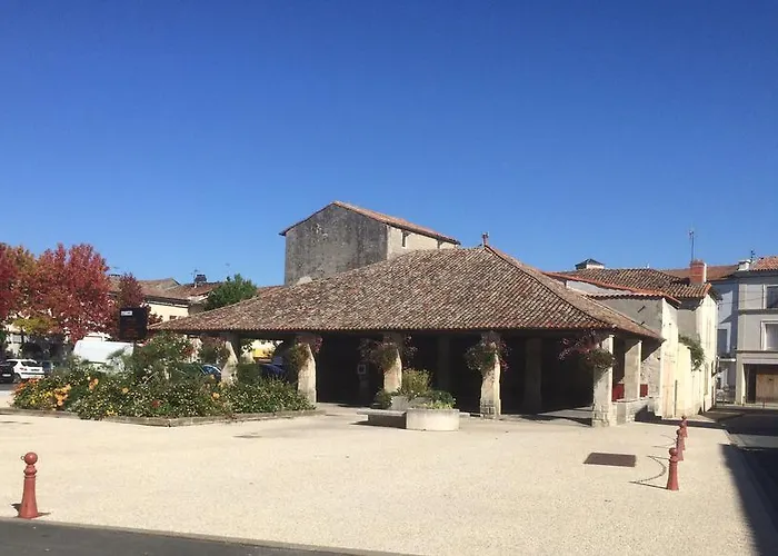 Semesterbostad La Petite Maison *