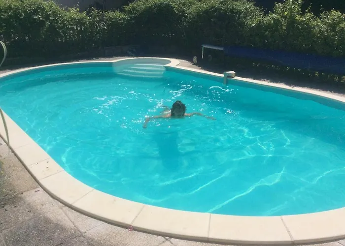 La Petite Maison Semesterbostad Crezieres